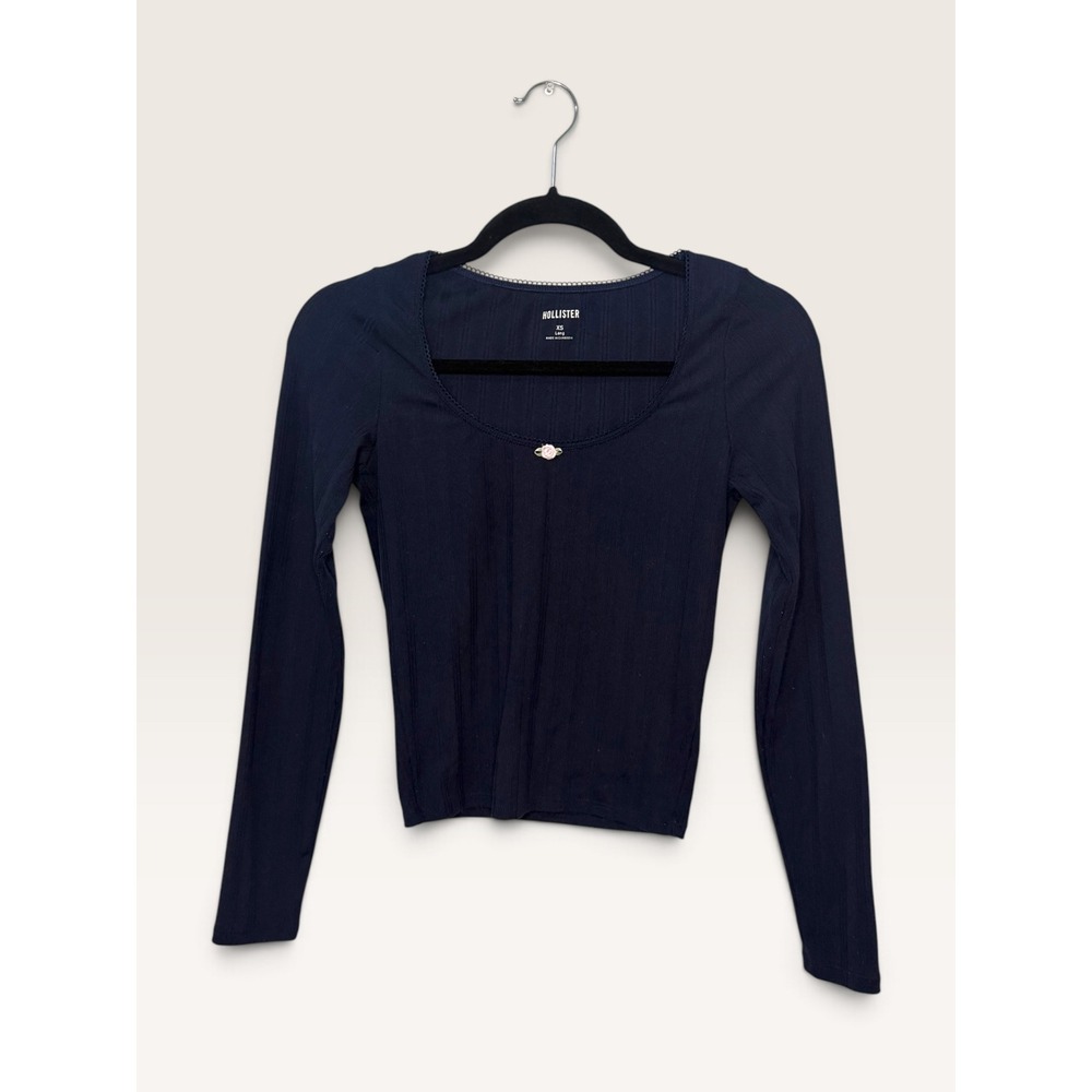 Hollister Women's XS Ribbed Long Sleeve Top Navy Floral Accent Coquette